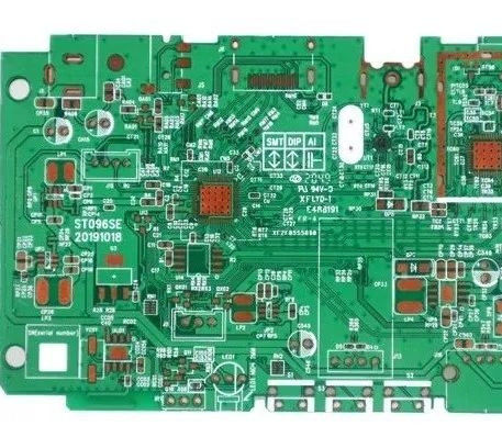 約最も最近の会社のニュース 一般的な PCB 基板の材料と誘電率